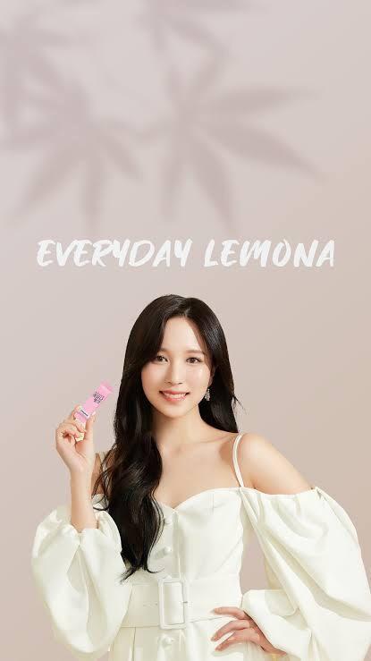 【 超画像 】 TWICEの日本人メンバー・ミナさんの腹筋が凄い お前らが想像する6倍はすごい