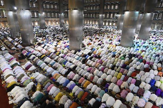 イランの感染確認者800人増加、計2336人 死者は11人増えて計77人 3日20時