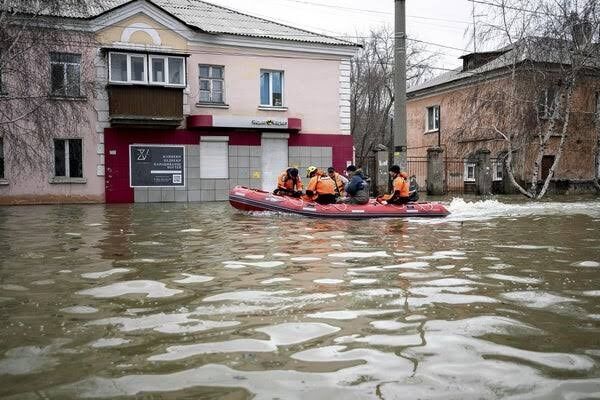 ロシア南西部でダム決壊、大規模な洪水発生 住民「プーチン助けて!」 どうするプーチン