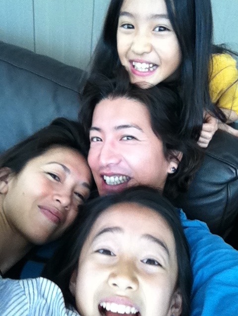 木村拓哉が53歳の誕生日を迎える Cocomi＆Koki,が秘蔵の家族写真で祝福