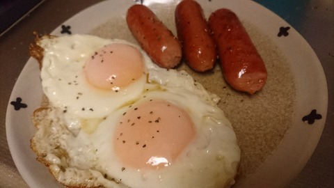 俺、ついに目玉焼き作るのに成功した