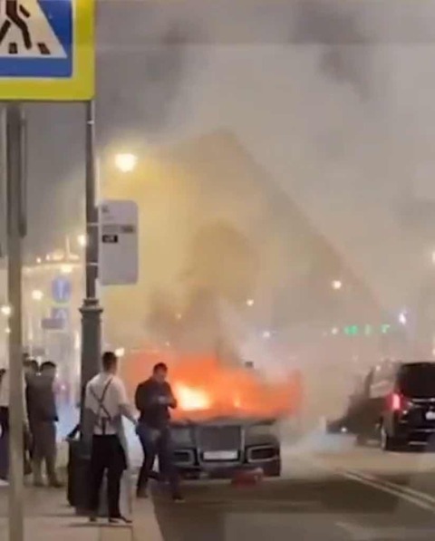 プーチン大統領の車が爆発(画像あり)