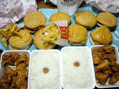 【画像】 完璧すぎる理想の夜食wwwwwwwww
