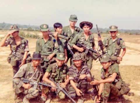 防衛省「おかしい、愛国者が増加しているはずなのに自衛隊の入隊数が毎年減少してる…台湾危機です！」