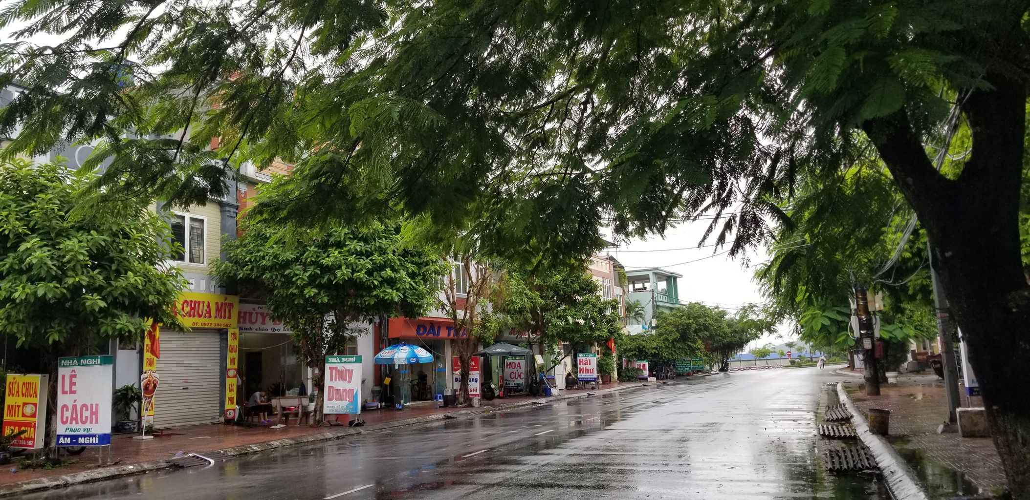 18年8月お盆休み ハノイ ドーソン クァットラム １8 ドーソンの女 ドーソンのカフェ Do Son Hai Phong Vietnam 風俗は男の方が詳しい デカパイマッサージ フェティシズム Fetishism By Japanese Tomcat Amour Sucre