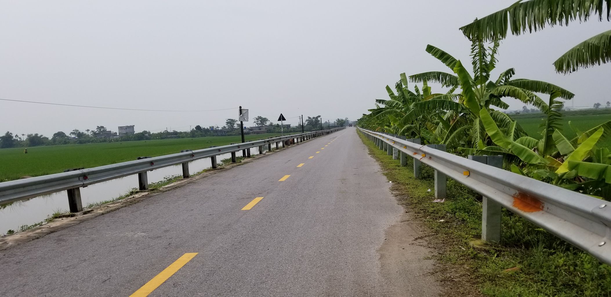 18年8月お盆休み ハノイ ドーソン クァットラム 9 桃源郷への道 ベトナムでツーリング 矢切の渡し ナムディンの秘境 風俗トラベラー憧れの地 100軒を超え置屋 東莞超え フェティシズム Fetishism By Japanese Tomcat Amour Sucre