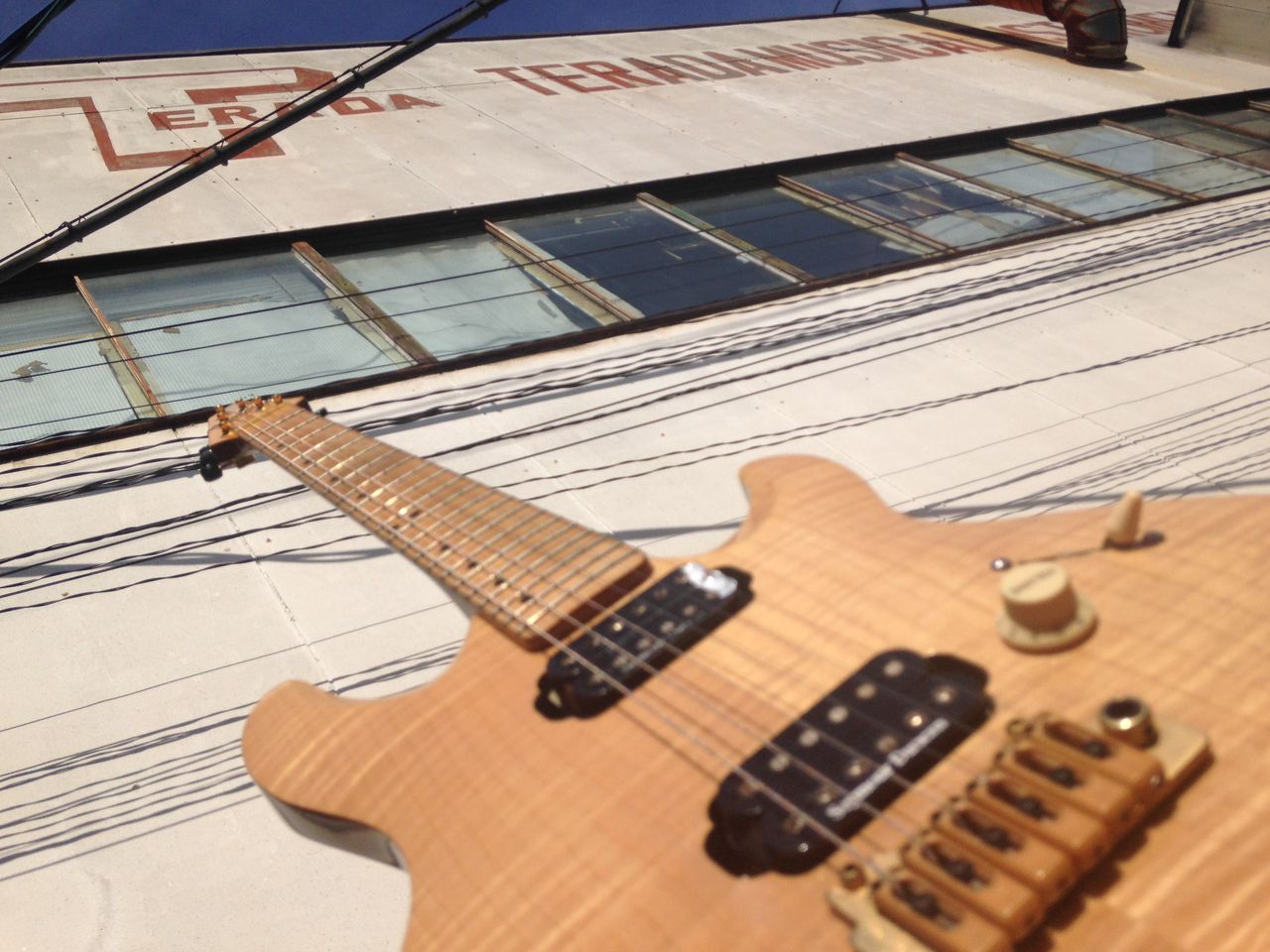 Starfield Altair Custom : the Guitar Road blog