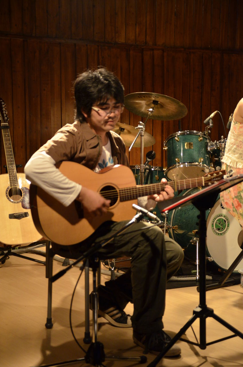 アコースティックユニット 小林家 The Guitar Road Blog