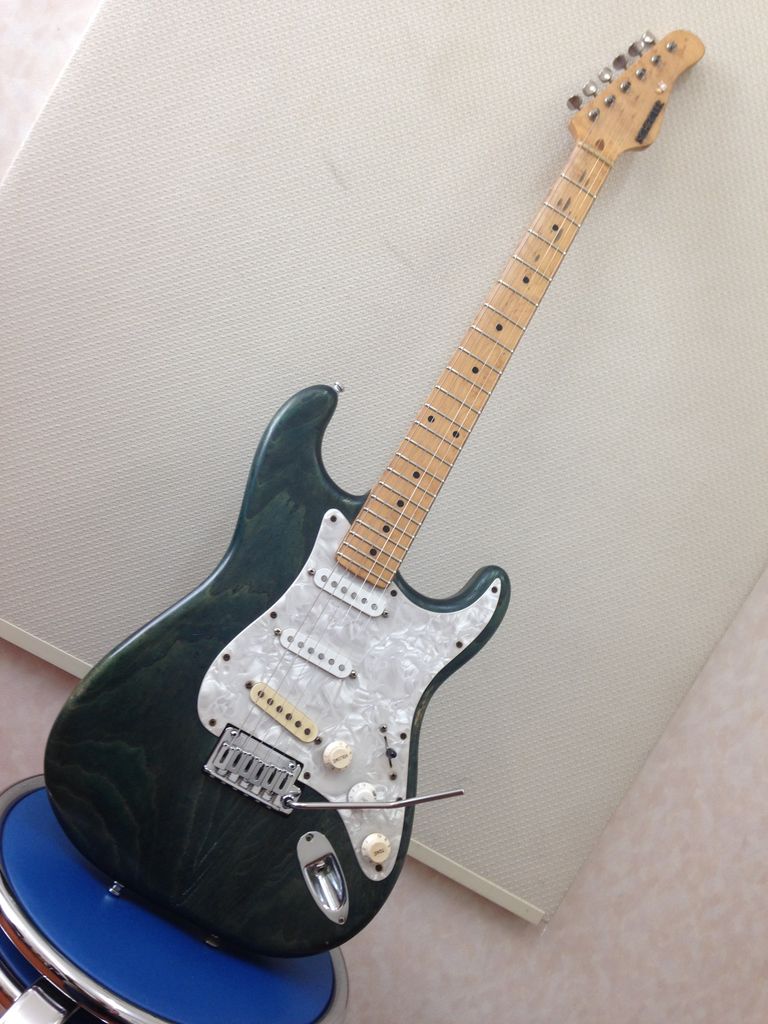 SCHECTER California Custom 改 : the Guitar Road blog