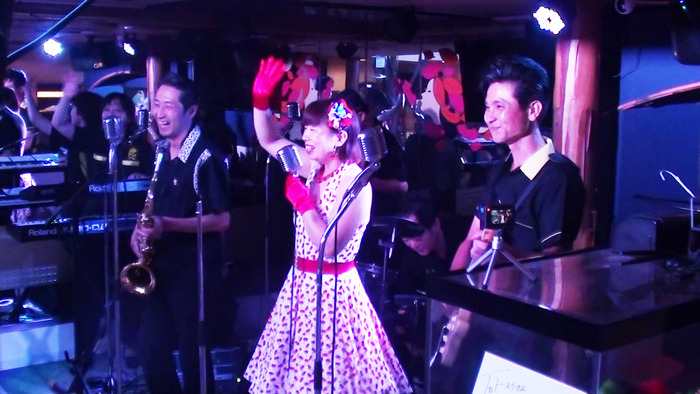 1st - frame at 6m35s