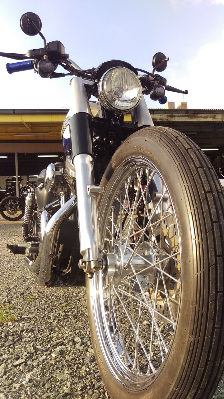 ハーレー　21インチ　スターハブ　タイヤ　チョッパー ハーレー 21インチ スターハブ タイヤ チョッパー Amazon.co.jp