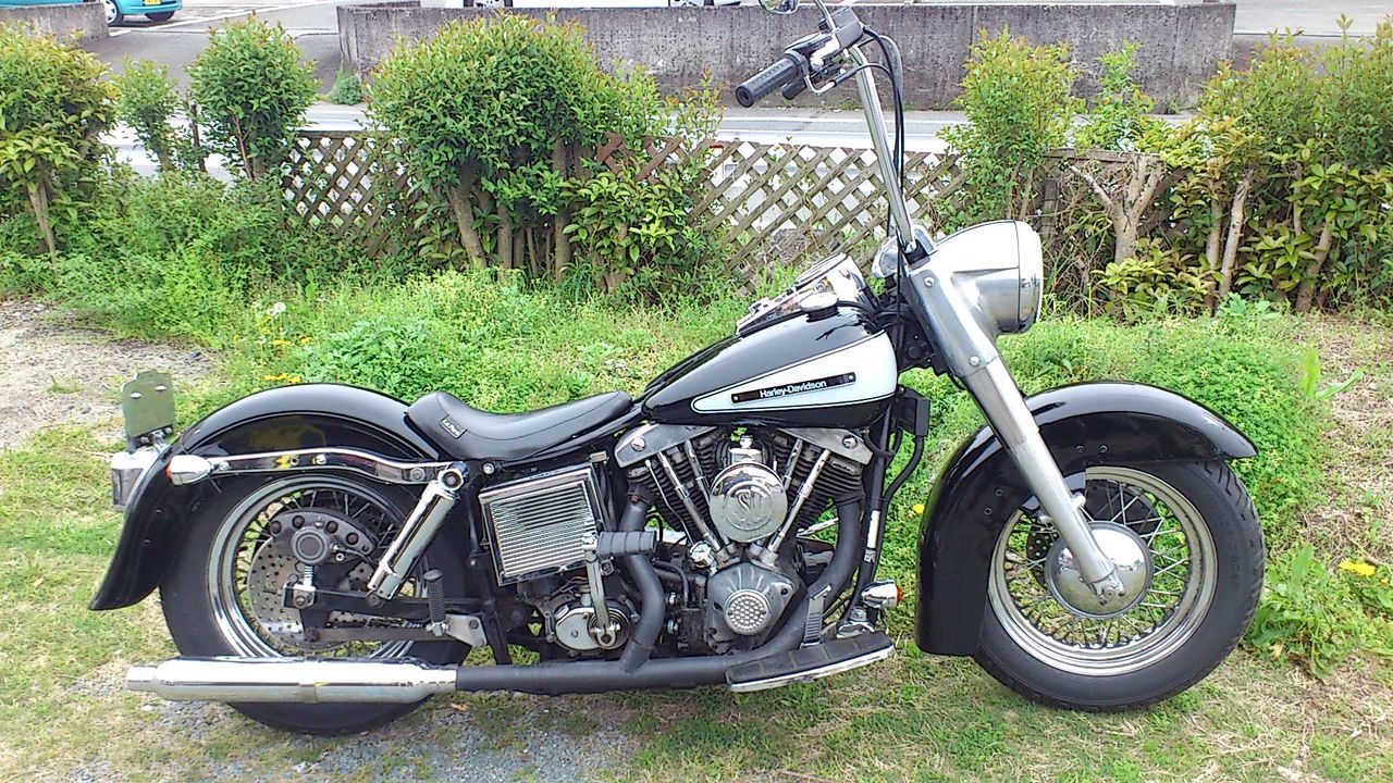 FLH-80 クラシック 完成！！ : ハーレーカスタムショップ ザスカルヘッド