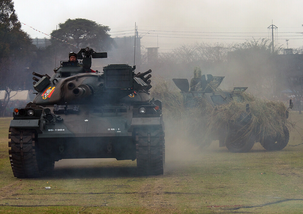 陸上自衛隊 74式戦車 The Aliens Nest