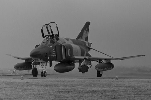 航空自衛隊 第501飛行隊 RF-4E ～新田原基地にて～ : THE ALIENS NEST