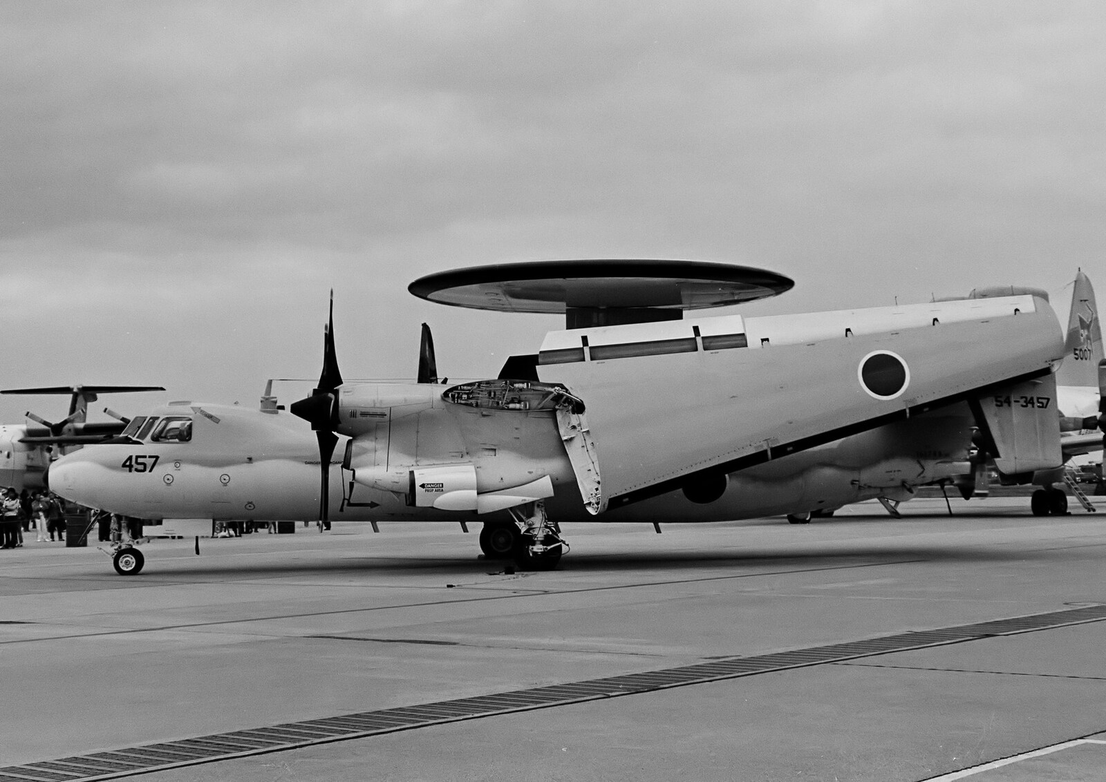 航空自衛隊 早期警戒機 E-2C ”ホークアイ” : THE ALIENS NEST 航空自衛隊 早期警戒機 E-2C ”ホークアイ” : THE ALIENS NEST