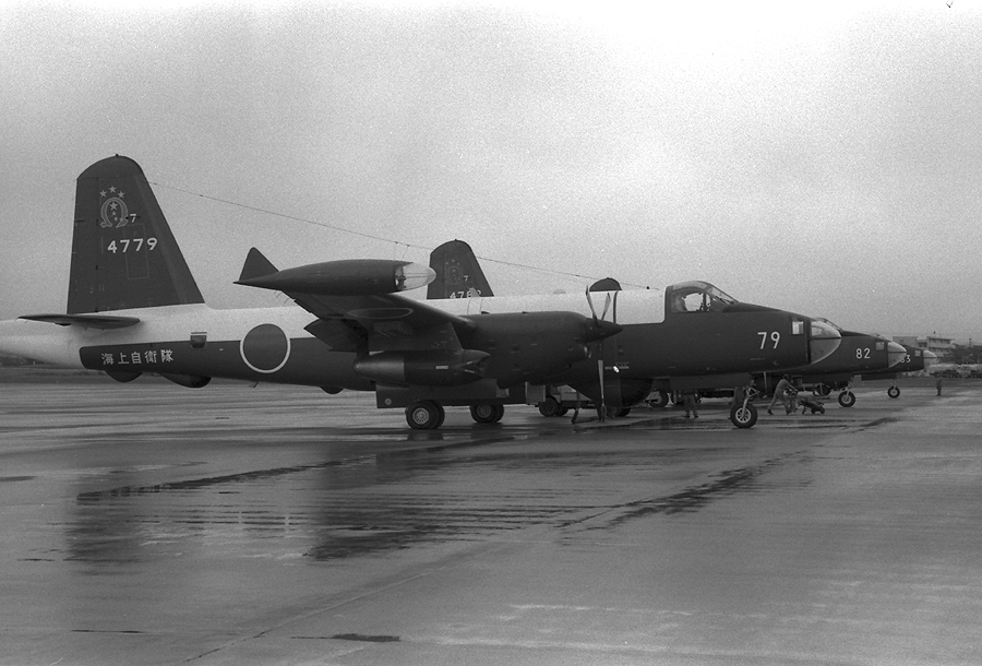 女性が喜ぶ♪ 海上自衛隊 対潜哨戒機 P-2J ネクタイピン 川崎重工業