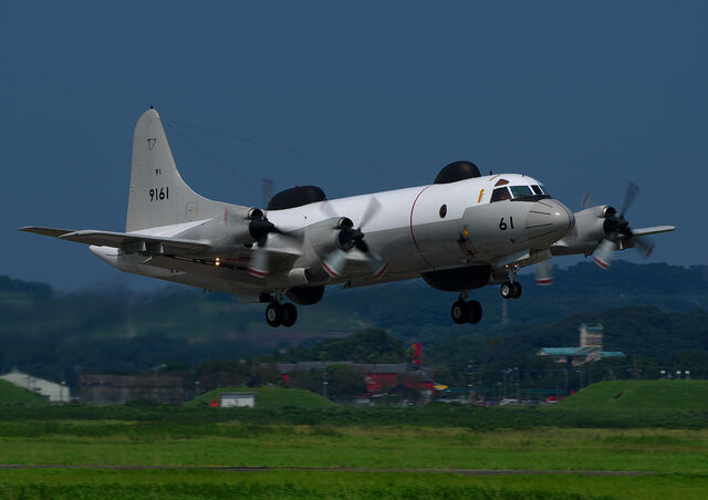 鹿屋航空基地でP-3を撮ってみる : THE ALIENS NEST