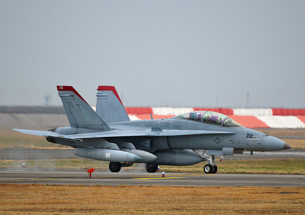 赤い悪魔 Vmfa 232 岩国航空基地 The Aliens Nest 赤い悪魔 Vmfa 232 岩国航空基地 The Aliens Nest