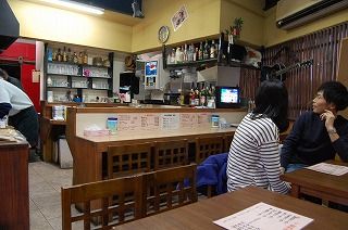 牛まる店内.jpg