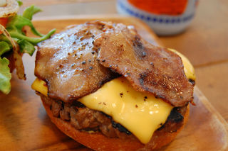 No 273 俺ジナルバーガーvol 29 牛タンバーガー The Blues Burger ザ ブルースバーガー 第２章ハンバーガー の食文化向上を目指して