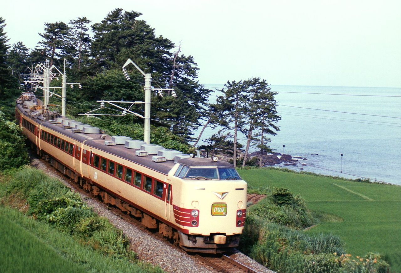 彩の国在住 徒歩鉄の挫折と栄光 の撮影記 運転開始50周年の いなほ の将来を考える 彩の国在住 徒歩鉄の挫折と栄光 の撮影記 運転開始50周年の いなほ の将来を考える