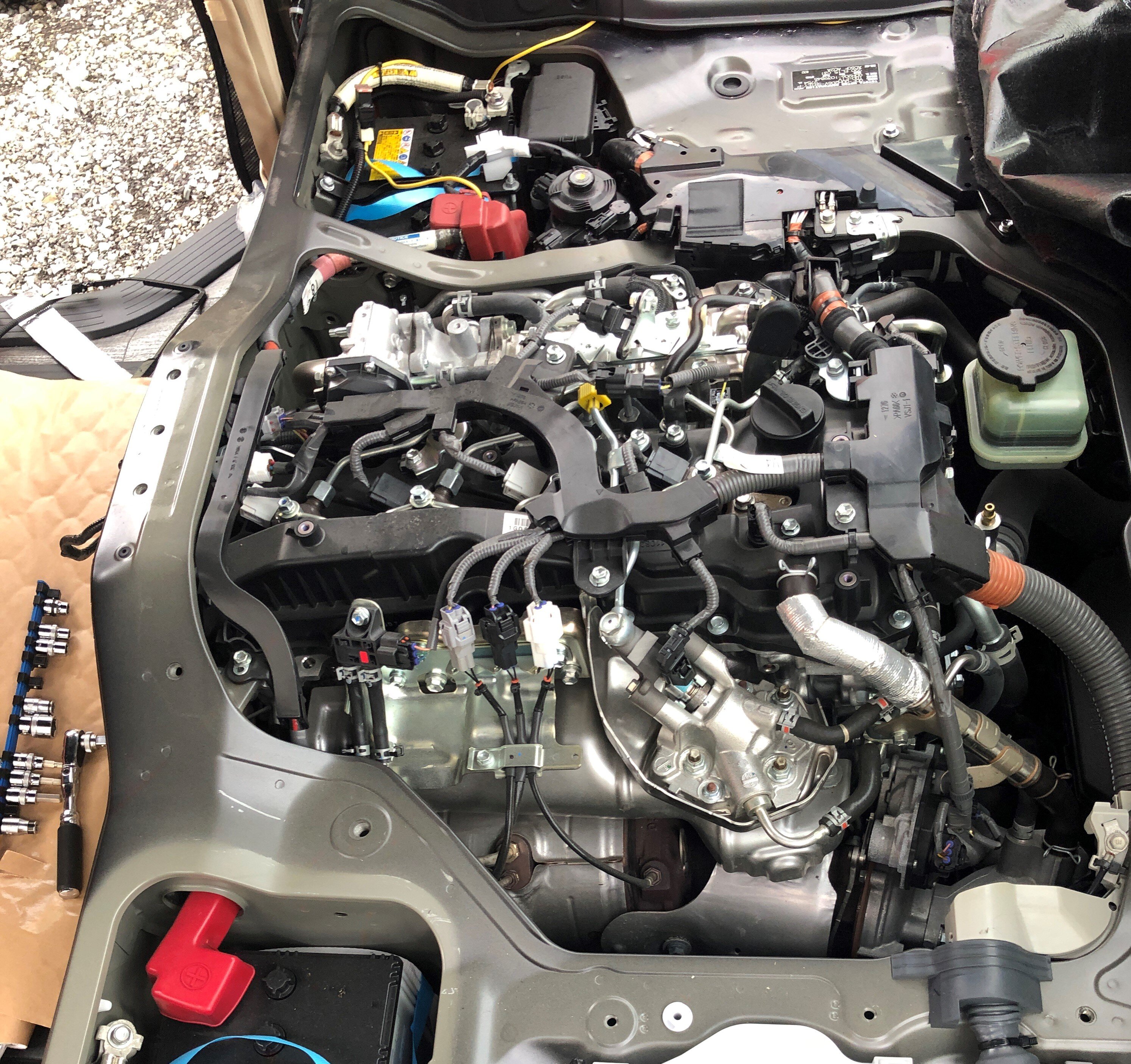 オーロラex エンジンルームの遮熱防音対策 人生の扉を開いて 60代も素敵だよ