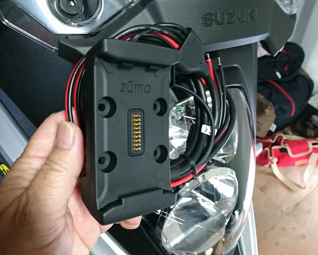 ナビケーション ガーミン ZUMO590 : 人生の扉を開いて(60代も ナビケーション ガーミン ZUMO590 : 人生の扉を開いて(60代も