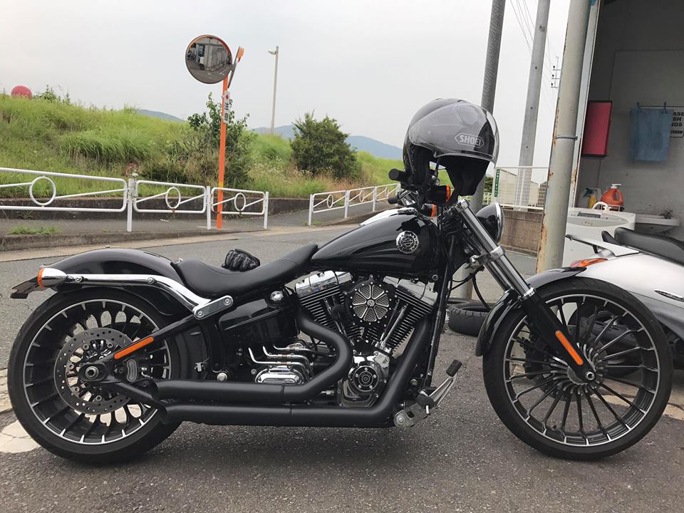 17 ブレイクアウト ８２馬力 感想有 ハーレーカスタムショップ サードプレイス Third Place 福岡