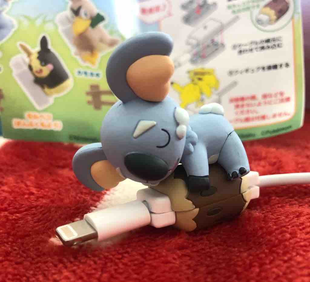 ポケモン 抱きつき ケーブルカバー ３ ピカチュウ ビリビリ 出るまでガチャった結果 おもちゃだらけ 腕時計ずきアラフォーオヤジ たかまる 趣味の小部屋
