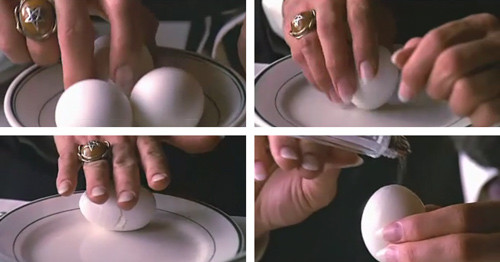 20081209-deniro-peels-an-egg-video