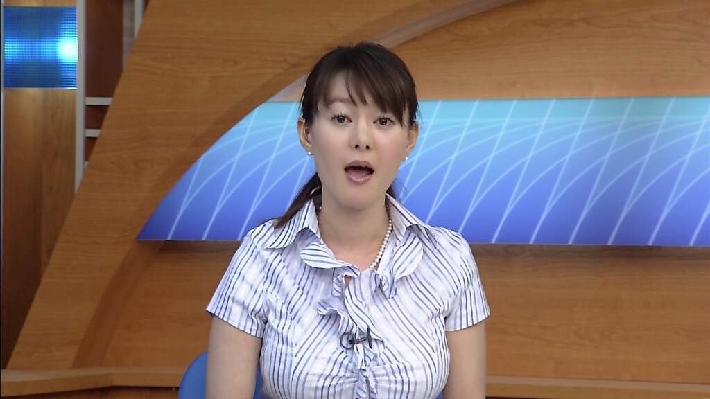 NHK沖縄の竹中知華アナウンサー、巨乳過ぎて放送事故寸前に_画像_013