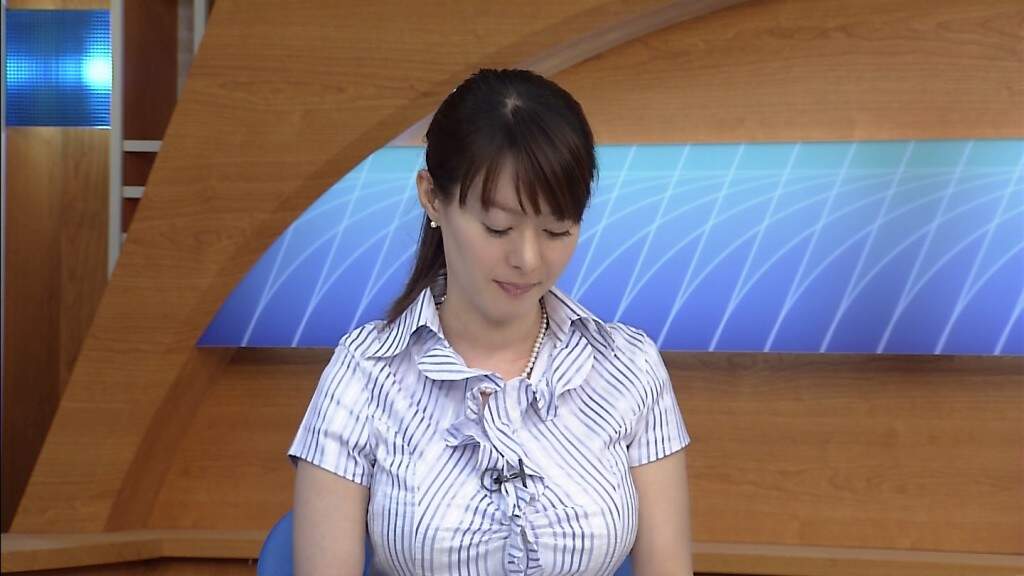 NHK沖縄の竹中知華アナウンサー、巨乳過ぎて放送事故寸前に_画像_012