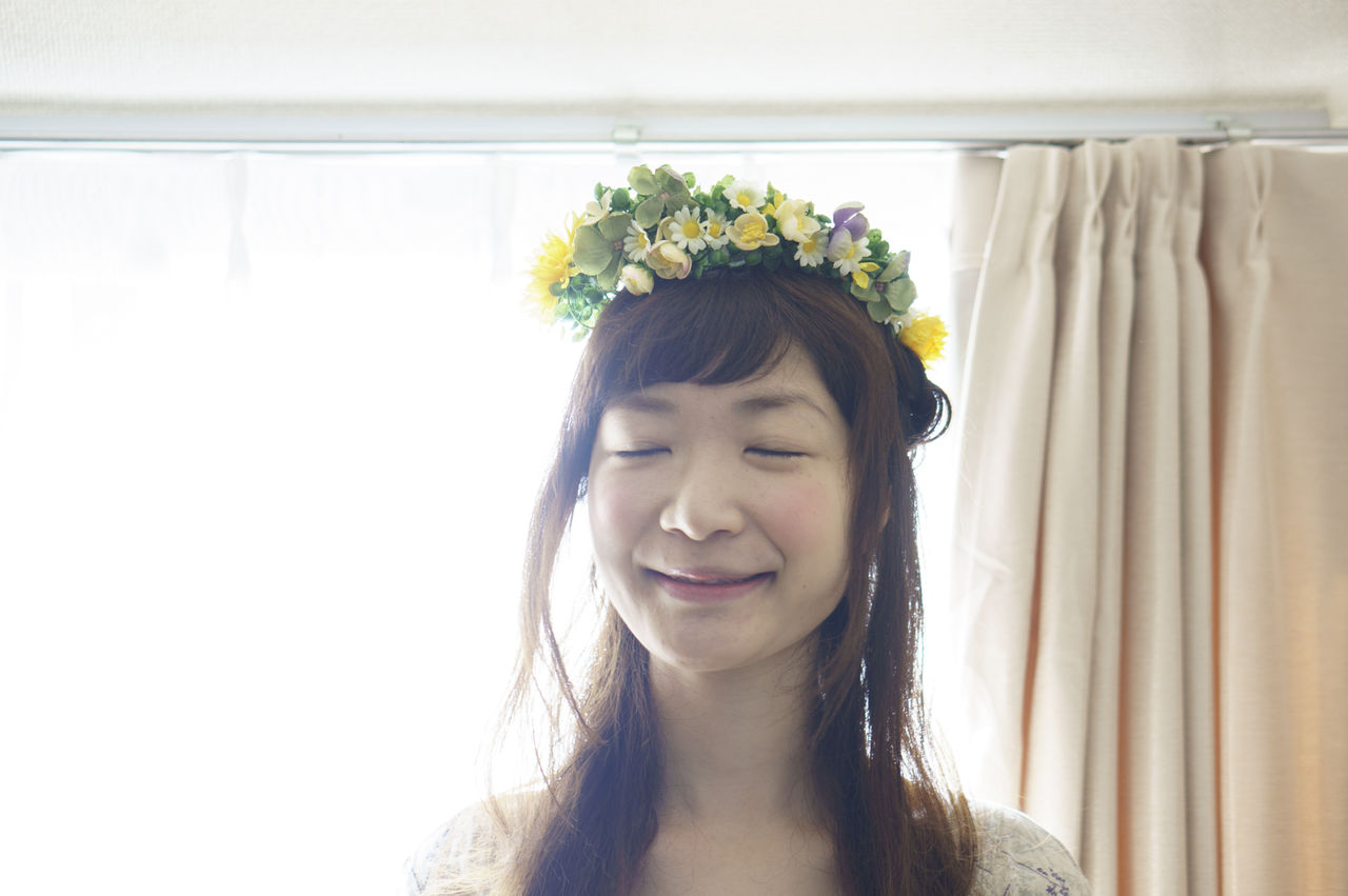 シントコだより Vol 13 花冠と 夏休みコーデその1 リュバンドティアラ Ruban De Tiara ネニル Nenil 株式会社ティアラ ショップブログ Tiara Inc Shop Blog シントコだより Vol 13 花冠と 夏休みコーデその1 リュバンドティアラ Ruban De Tiara ネニル Nenil 株式会社ティアラ ショップブログ Tiara Inc Shop Blog