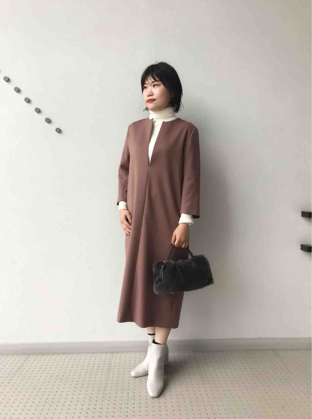 SACRA スリットネックワンピース : Tiara Lachic店 の宝石箱