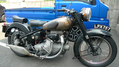 L1000456