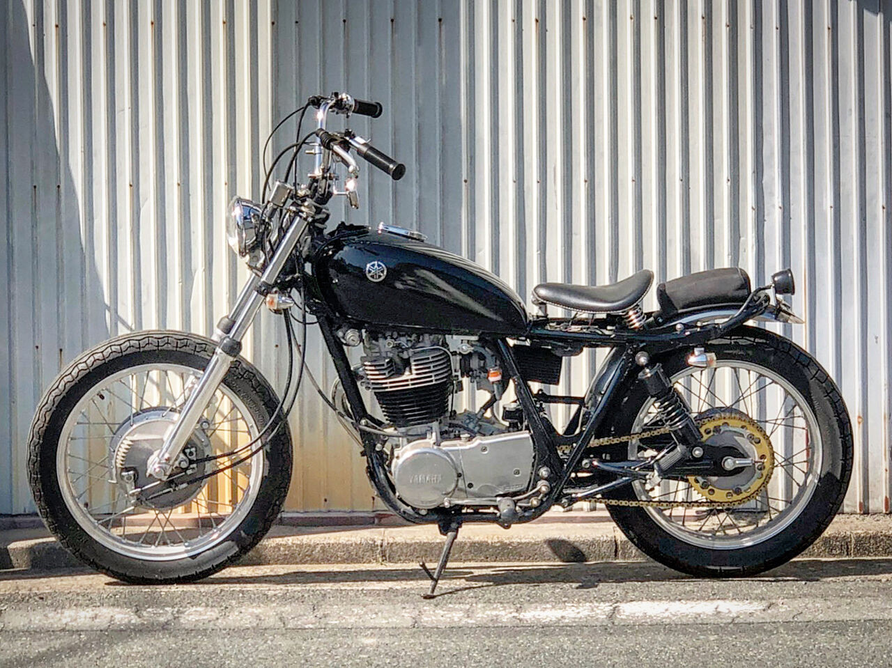 YAMAHA SR400フルカスタム車両情報 : ヨーロピアンシングル&ツイン ...