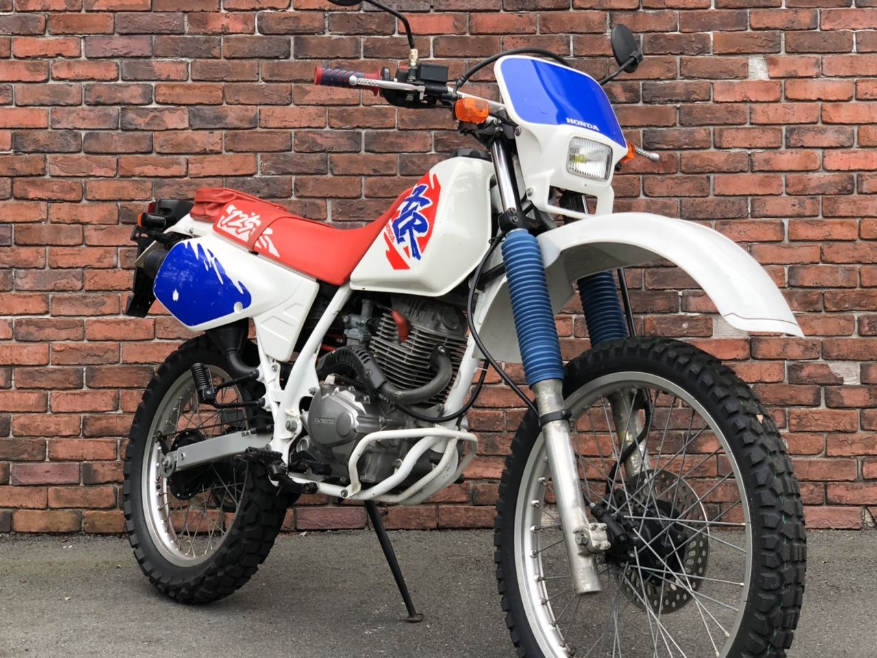 21正規激安 低走行4548 まあまあ綺麗です 最終型 ホンダxlr125r オートバイ車体 Drlubricants Com 21正規激安 低走行4548 まあまあ綺麗です 最終型 ホンダxlr125r オートバイ車体 Drlubricants Com