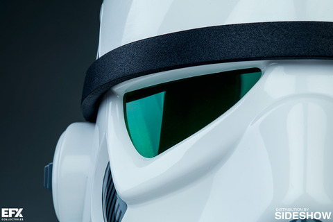 stormtrooper-helmet_star-wars_gallery_5c4d7dc47a96f