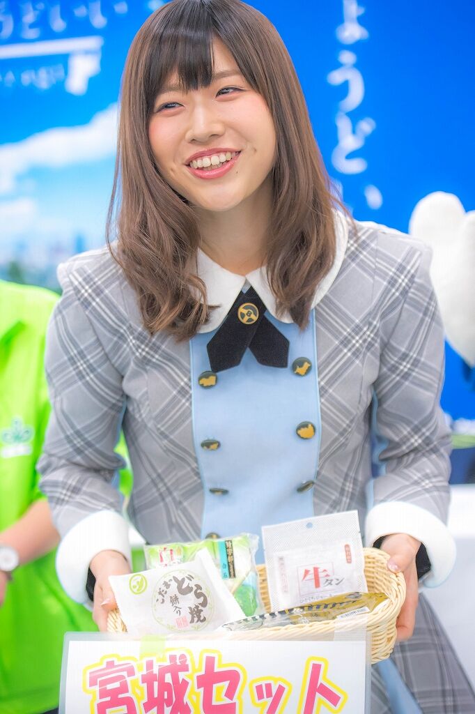 佐藤朱フォトグラフィー 1日観光大使のあかりん Akb48チーム8ガゾー 撮影大作戦