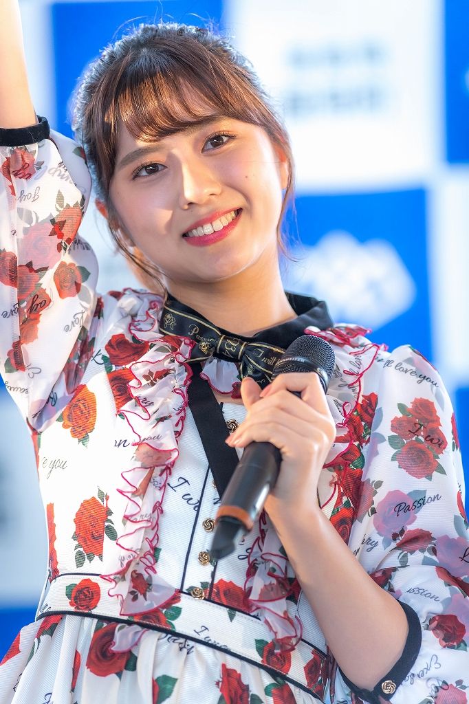 清水麻璃亜フォトグラフィー 国見の麻璃亜のライブシーン Akb48チーム8ガゾー 撮影大作戦