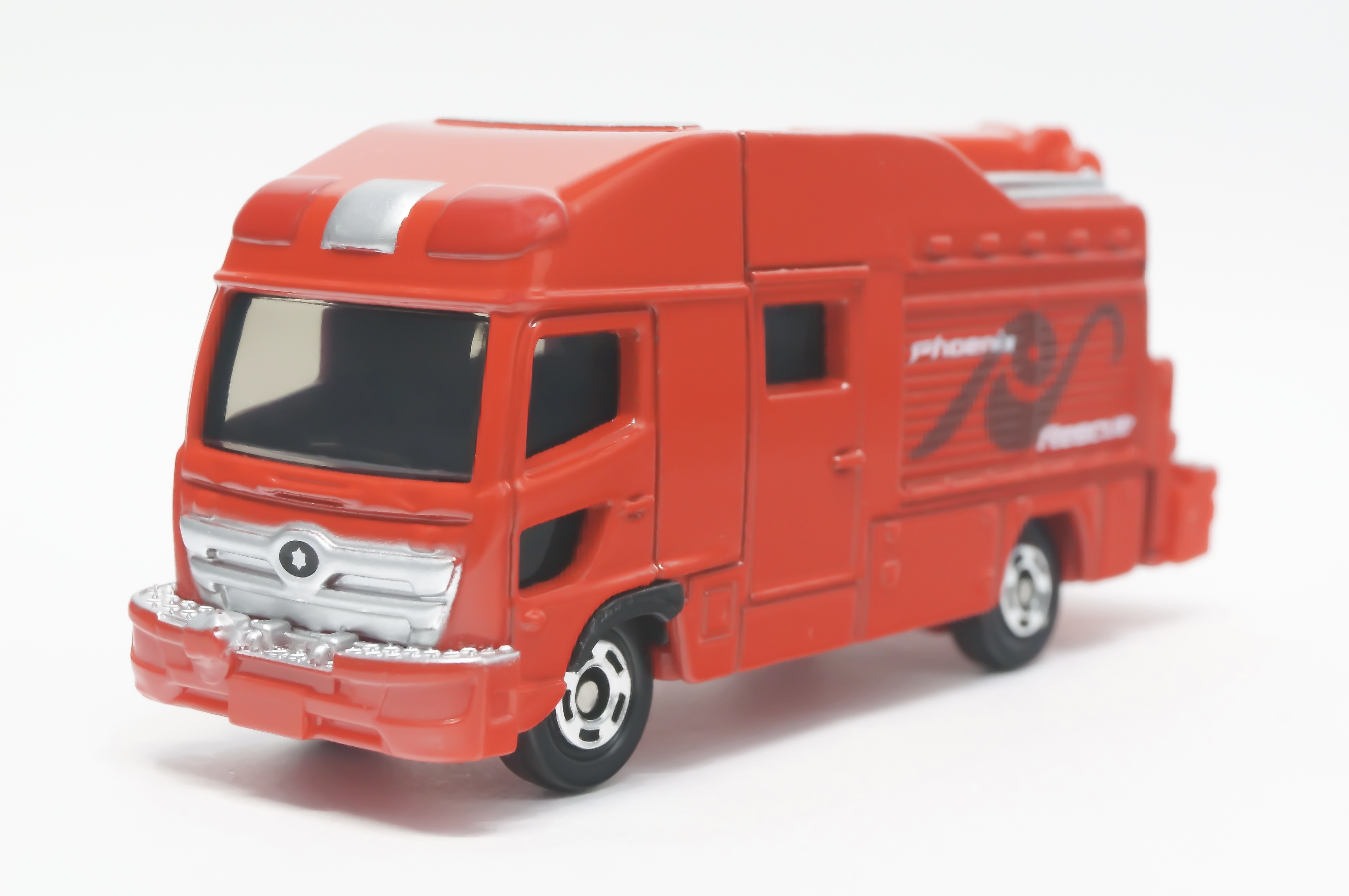 No.32 堺市消防局 特別救助工作車 : トミカ探求日記