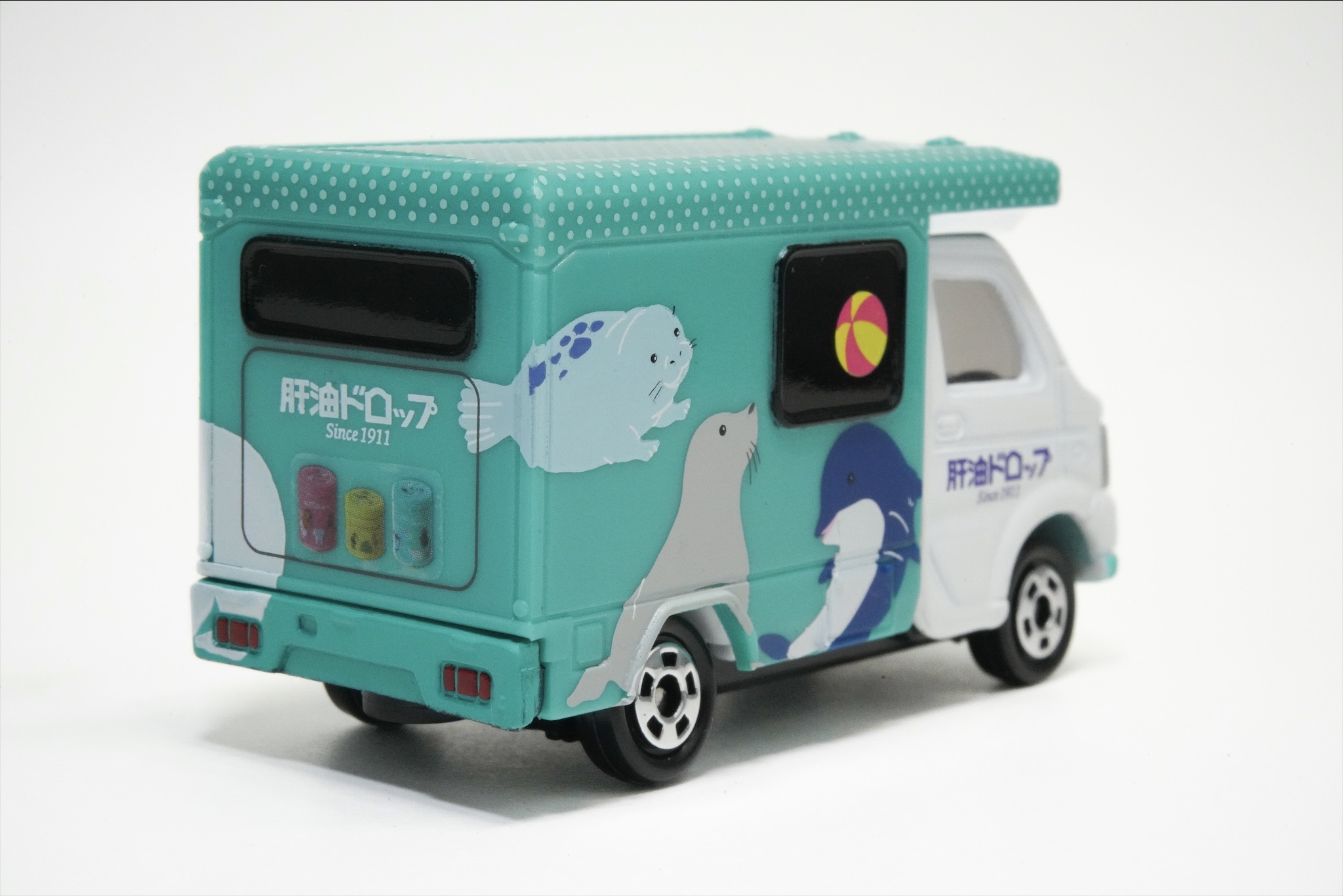 トミカ 河合薬業株式会社 肝油ドロップ号 : トミカ探求日記