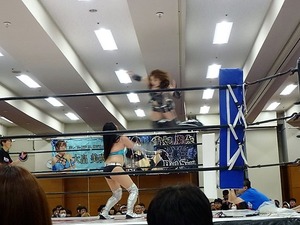 希月あおい vs 桜花由美 (7)