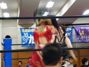 尾崎魔弓&桜花由美&雪妃魔矢 vs 加藤園子&AKINO&花月 (9)