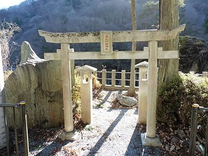 神流川鮎神社 (1)