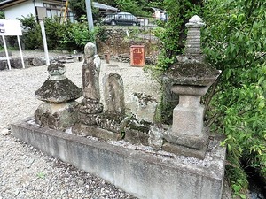 金井薬師堂 (2)