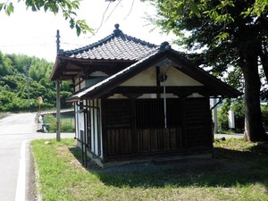 大日堂の石仏 (1)