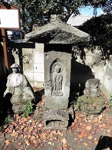 安養寺跡の笠塔婆 (2)