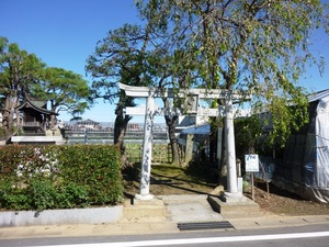 首塚八幡
