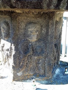 堀越共同墓地の石幢 (3)